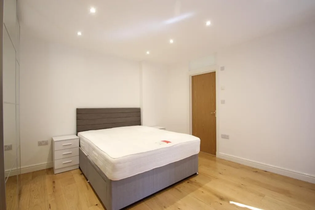 2 bedroom duplex for rent