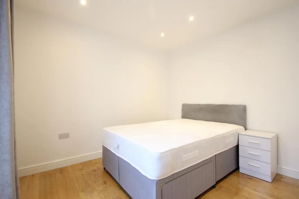 2 bedroom duplex for rent