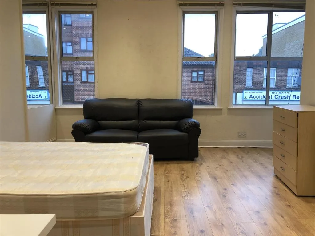 3 bedroom apartment for rent