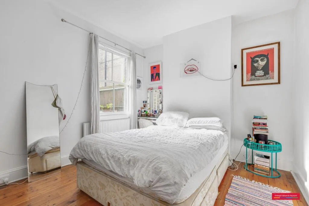 2 bedroom maisonette for rent