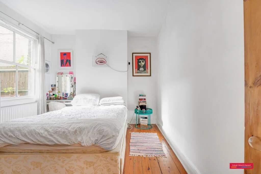 2 bedroom maisonette for rent