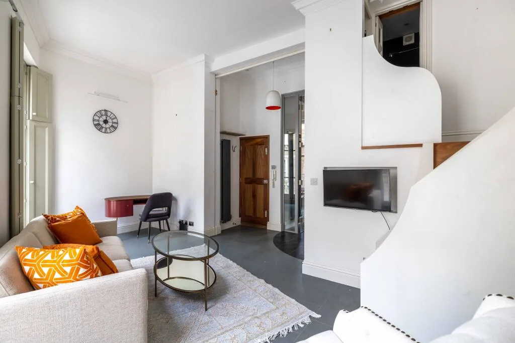 1 bedroom flat for rent