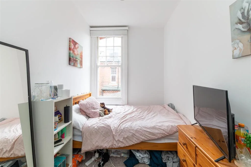 4 bedroom flat for rent