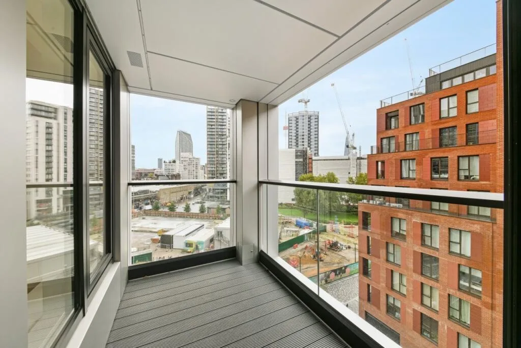 Studio flat for rent