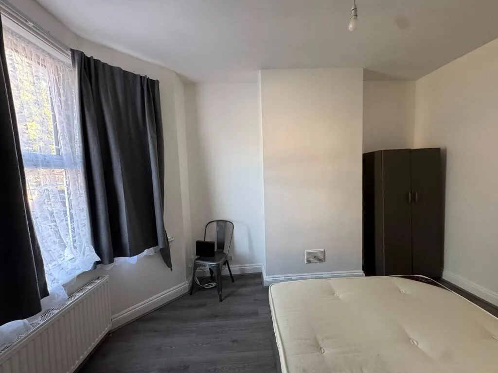 1 bedroom ground floor flat for rent