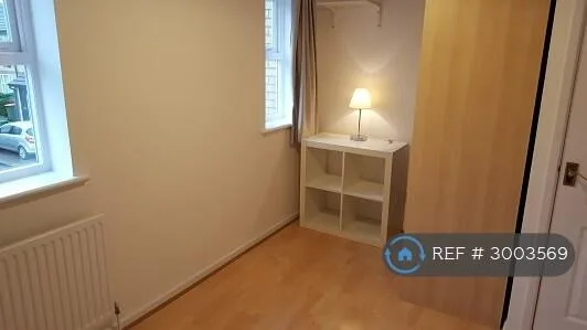 2 bedroom terraced house for rent