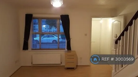 2 bedroom terraced house for rent