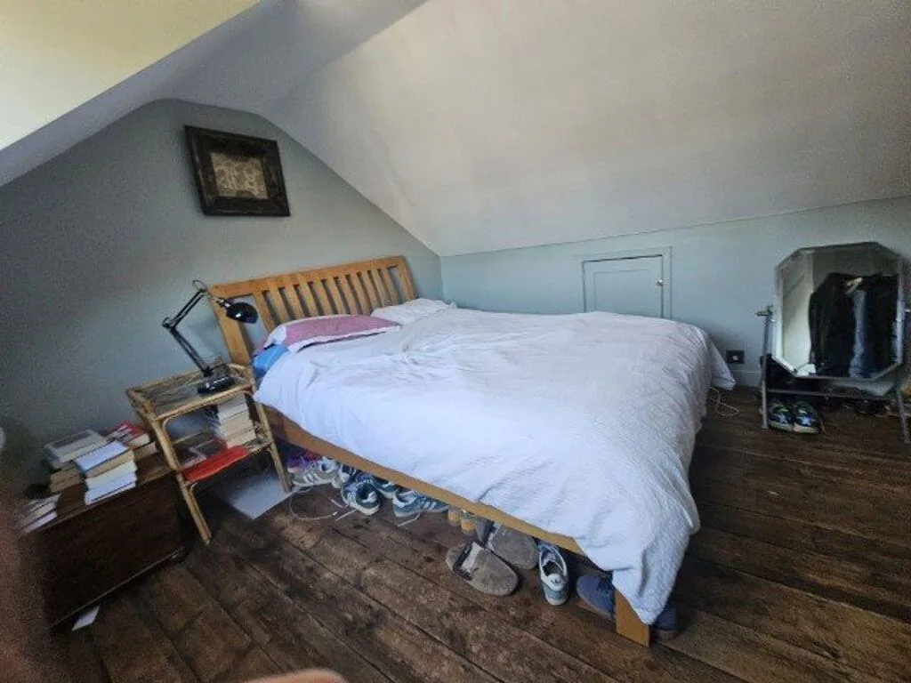 2 bedroom house for rent