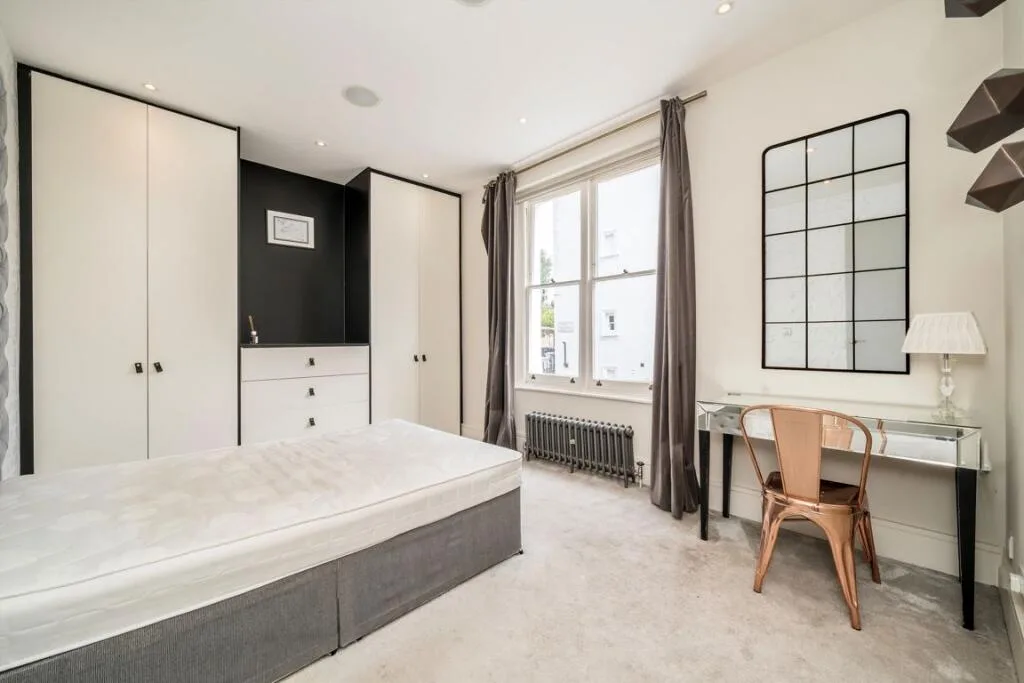 2 bedroom house for rent