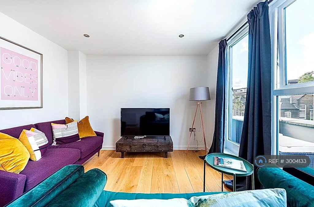 2 bedroom penthouse for rent