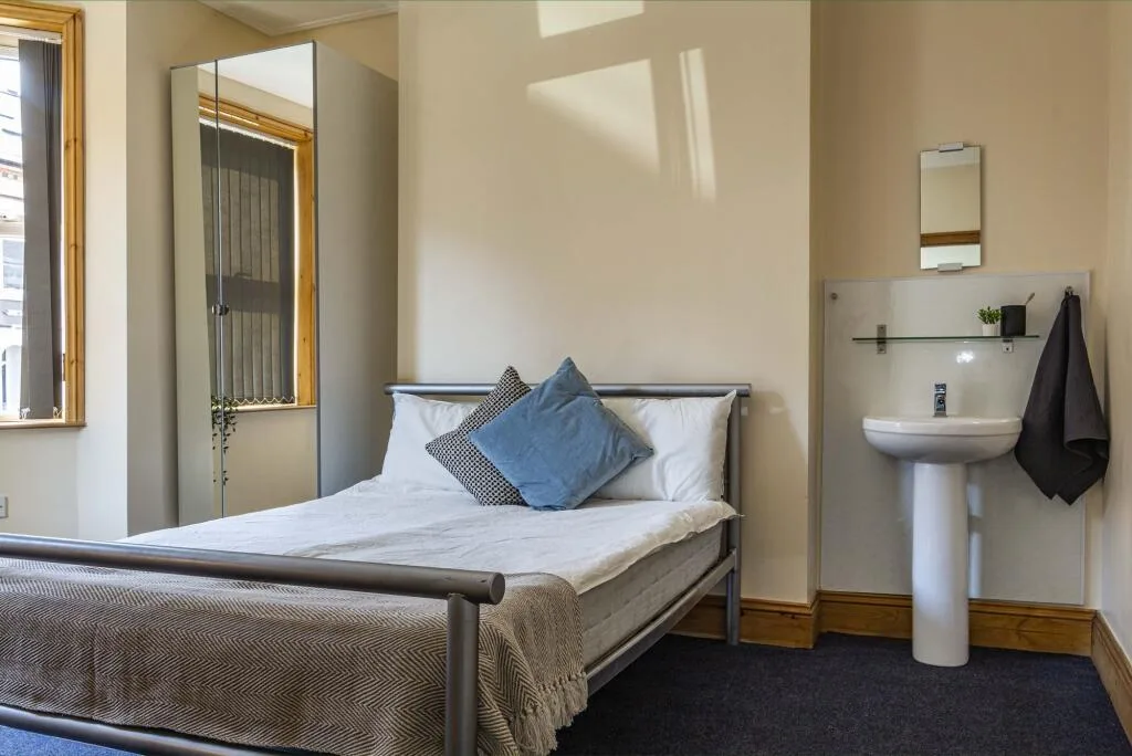 1 bedroom detached house for rent