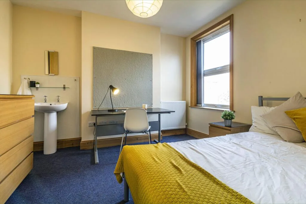 1 bedroom detached house for rent