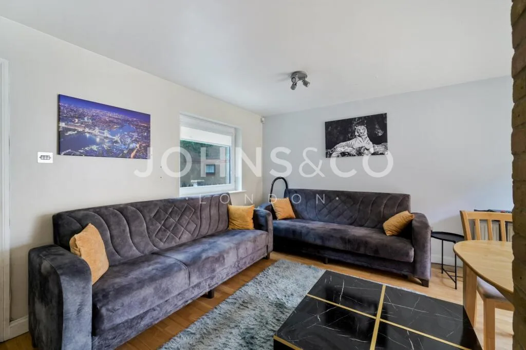 2 bedroom semi-detached house for rent