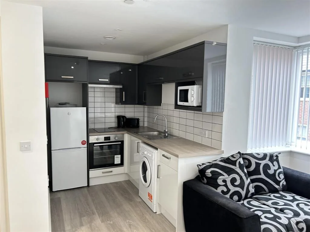 Studio flat for rent