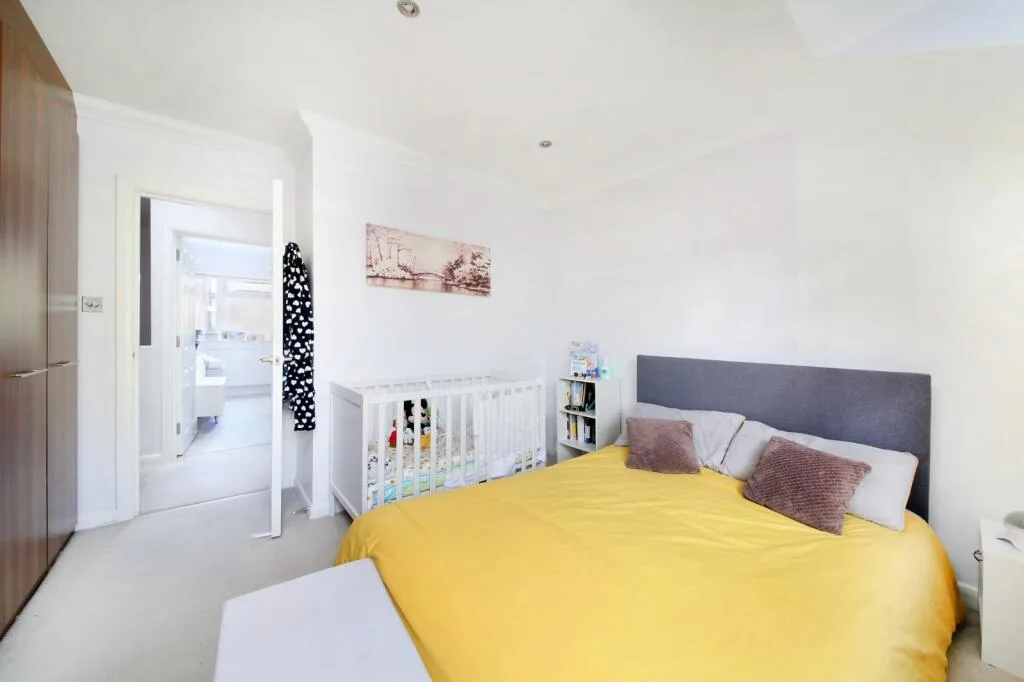 2 bedroom house for rent