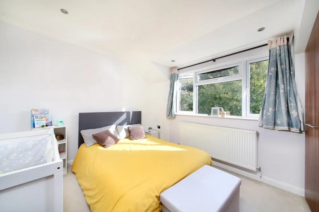 2 bedroom house for rent