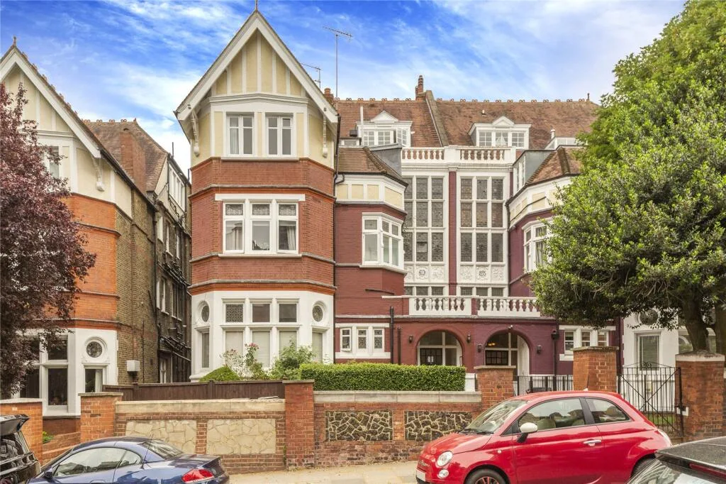 Studio flat for rent