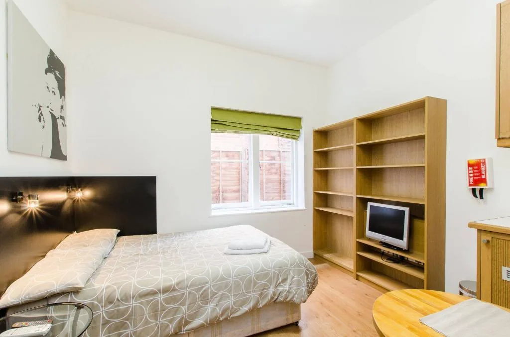 Studio flat for rent