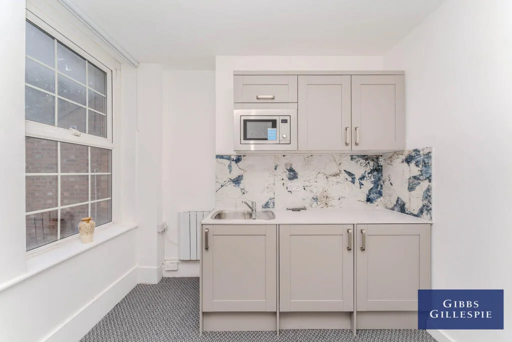 Studio flat for rent
