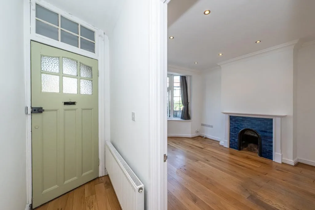2 bedroom flat for rent