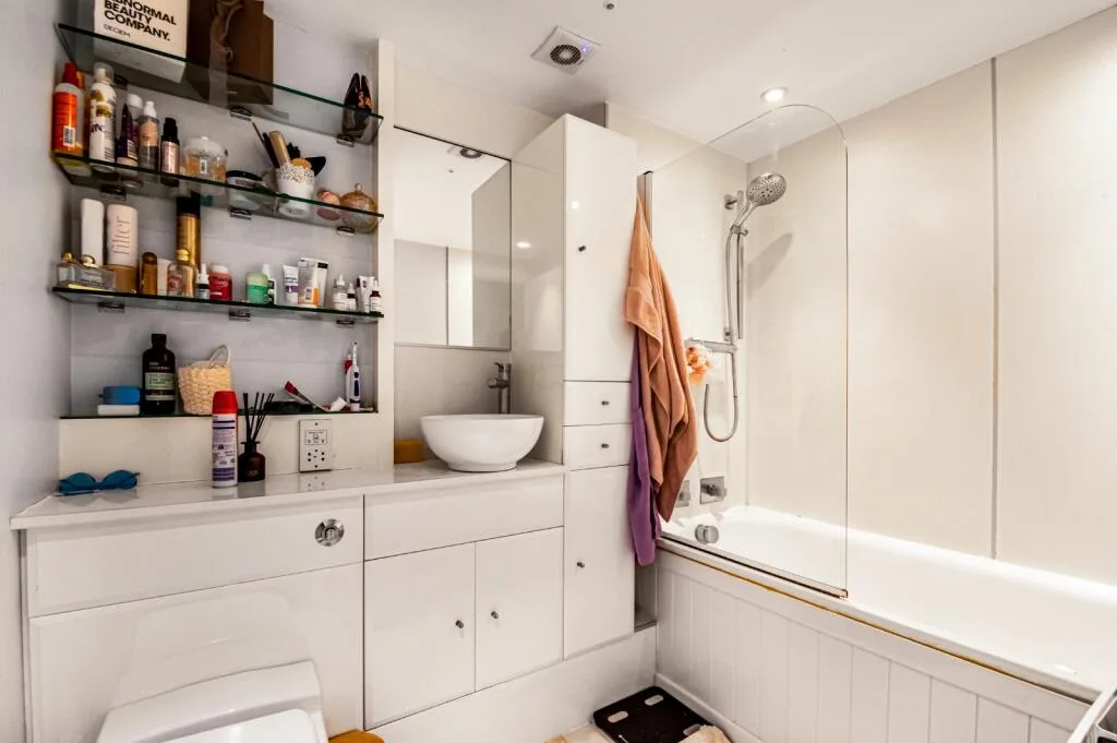 2 bedroom maisonette for rent