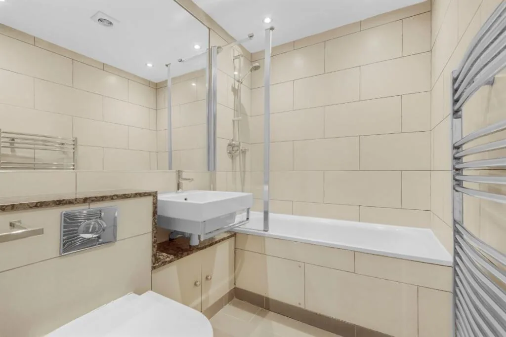 2 bedroom flat for rent
