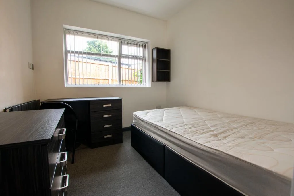 1 bedroom house for rent