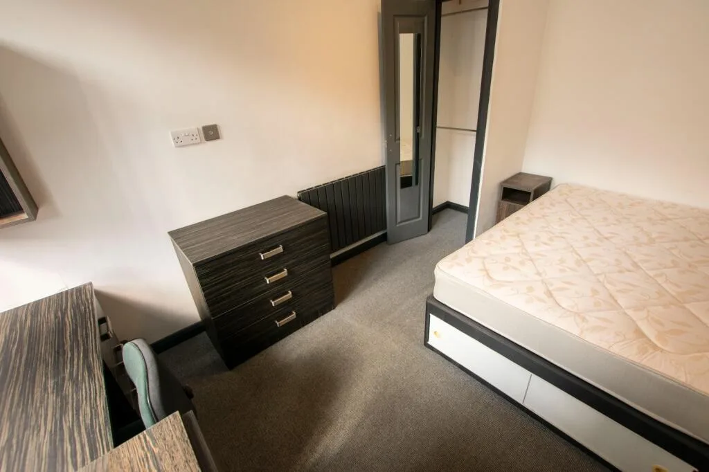 1 bedroom house for rent