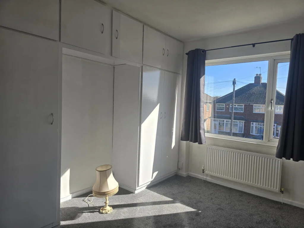 3 bedroom semi-detached house for rent