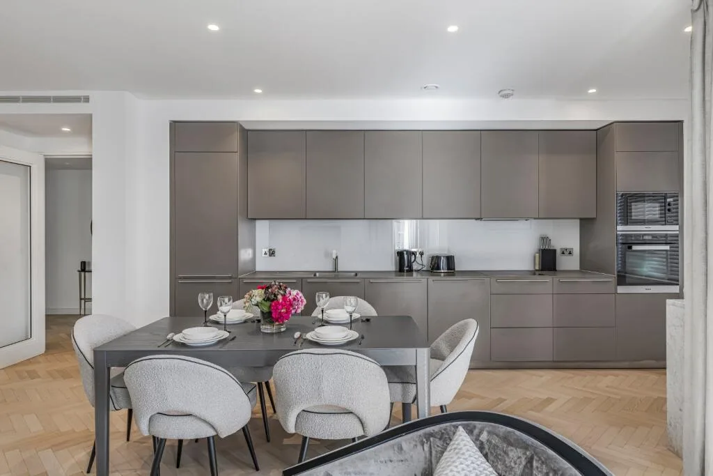 3 bedroom flat for rent