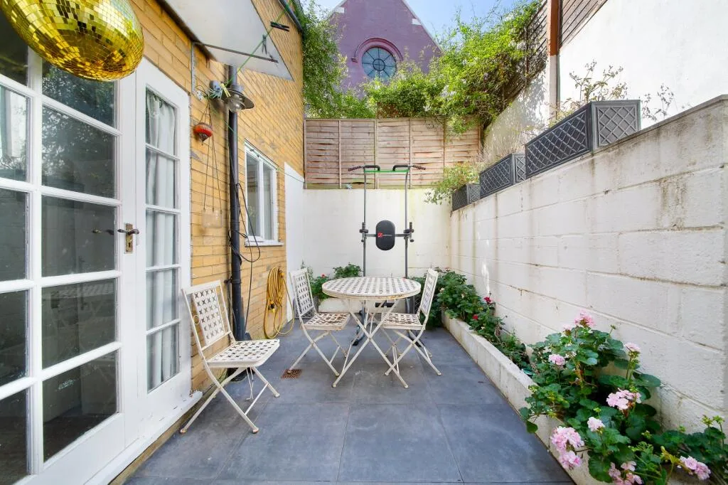 1 bedroom terraced house for rent