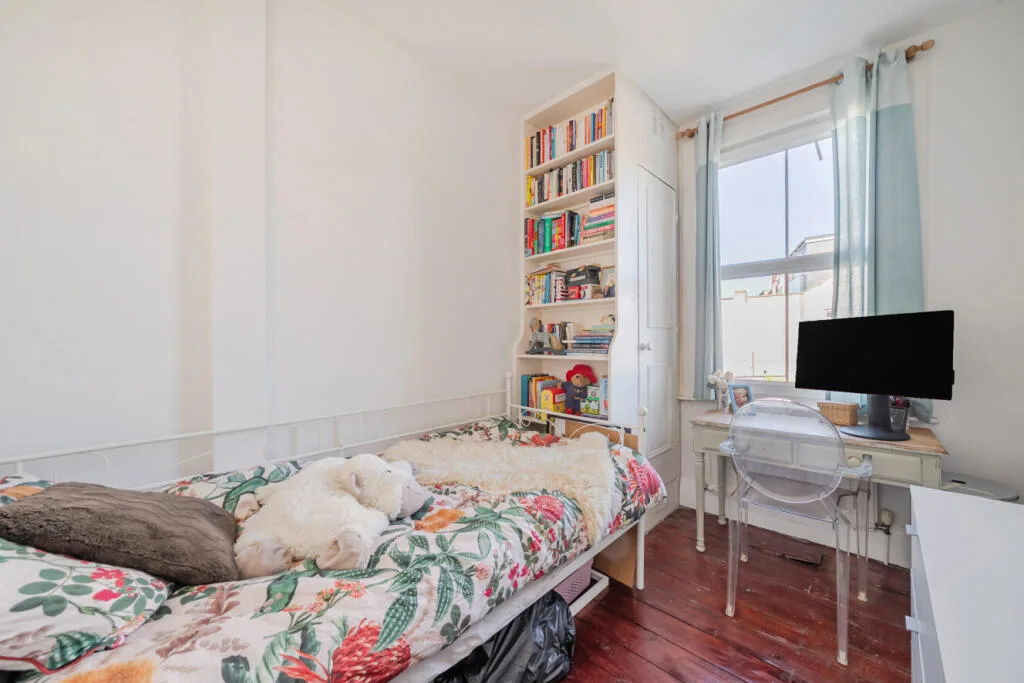 4 bedroom terraced house for rent