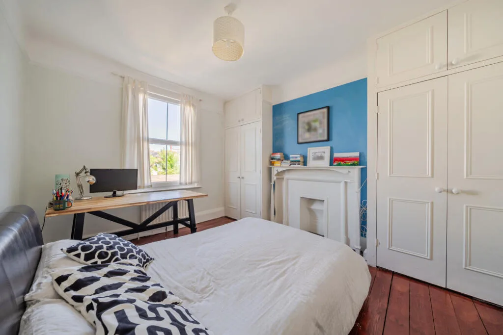 4 bedroom terraced house for rent