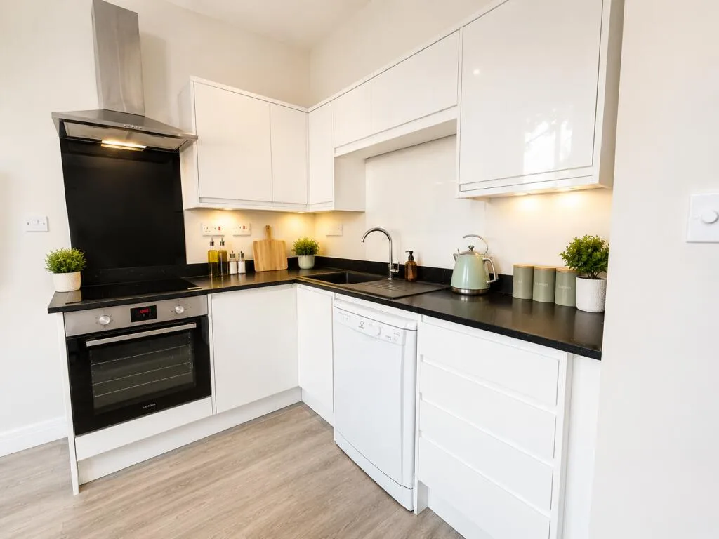 4 bedroom flat for rent