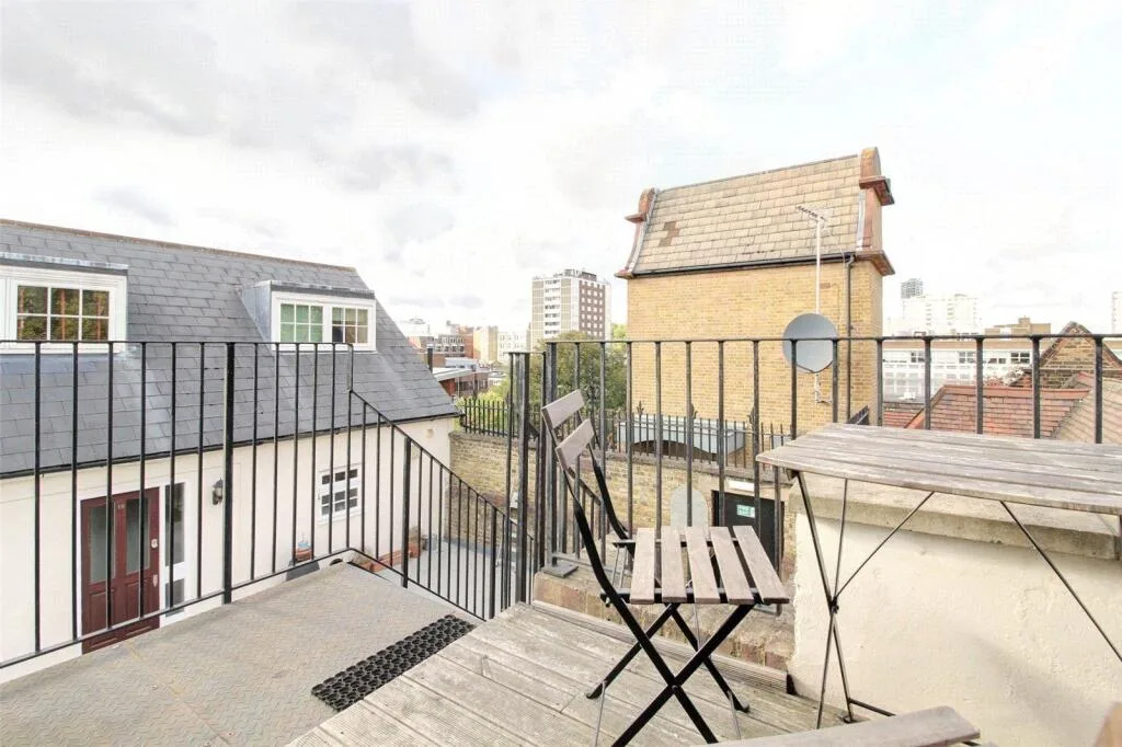 Studio flat for rent