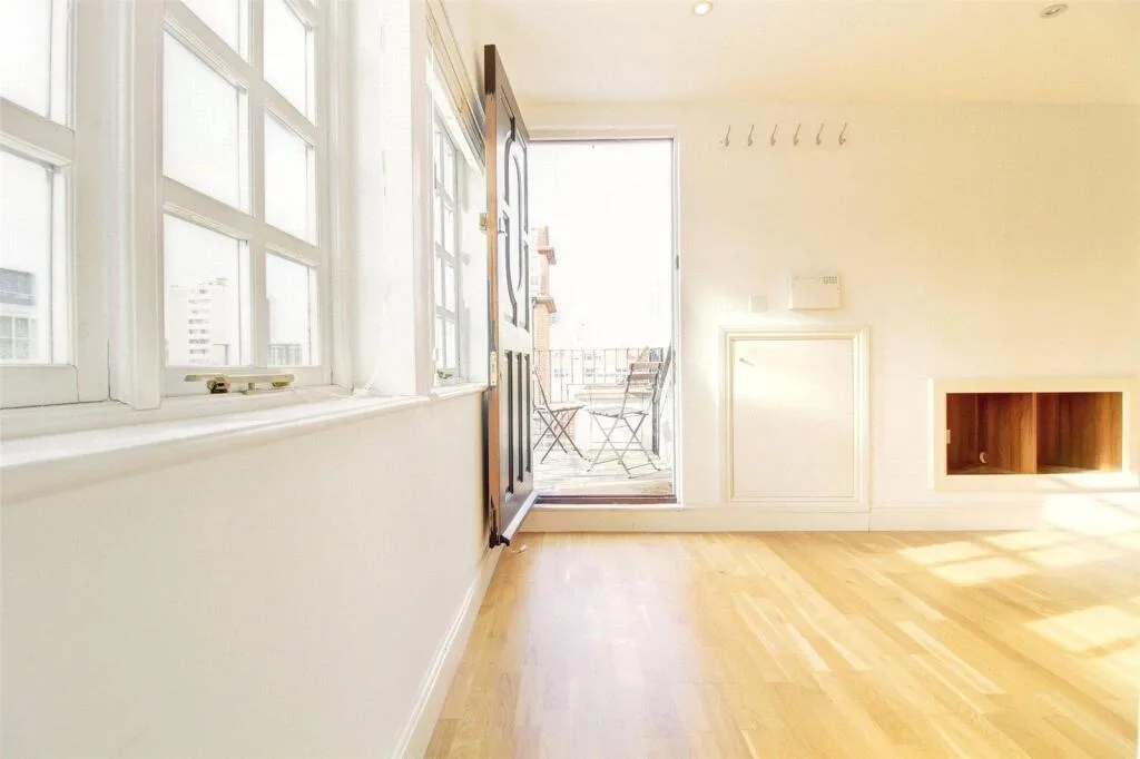 Studio flat for rent
