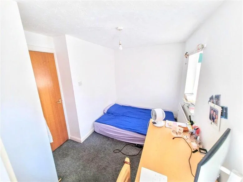2 bedroom house for rent