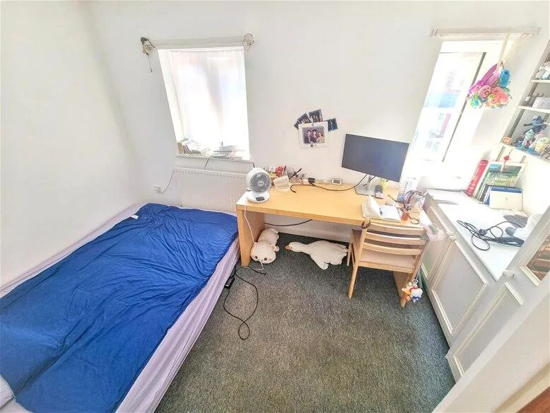 2 bedroom house for rent