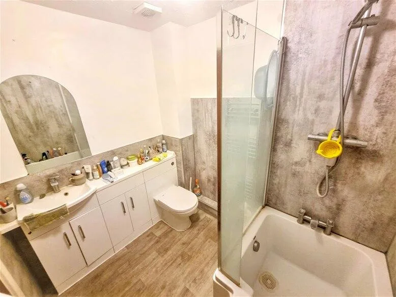 2 bedroom house for rent