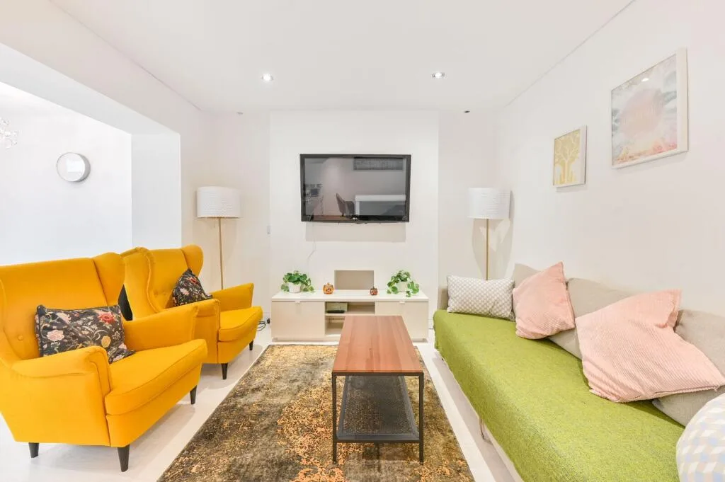 2 bedroom flat for rent