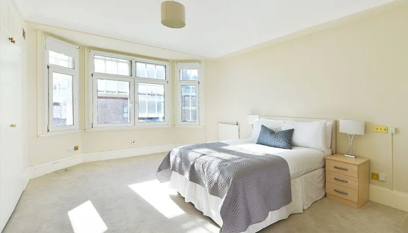 5 bedroom apartment for rent
