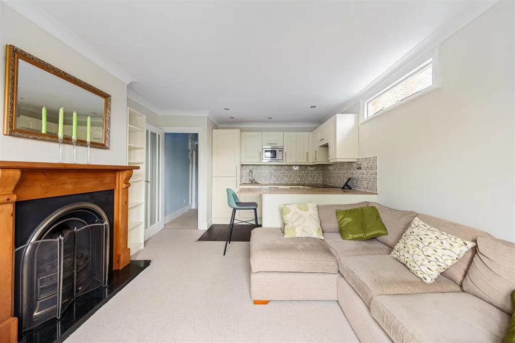 1 bedroom flat for rent