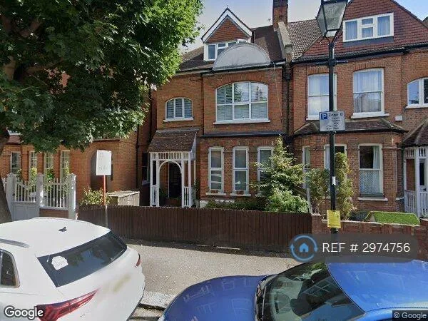2 bedroom maisonette for rent