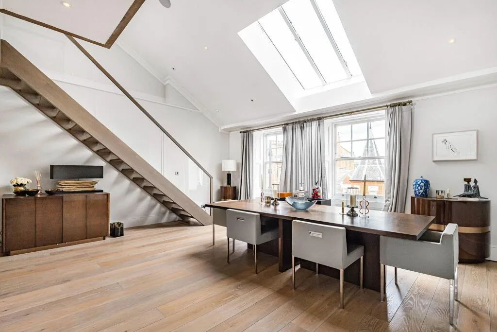 4 bedroom triplex for rent