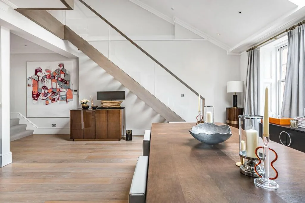 4 bedroom triplex for rent