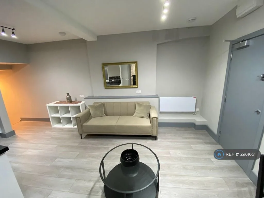 1 bedroom flat for rent