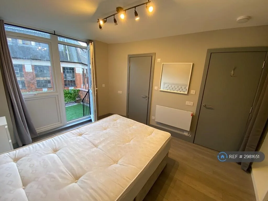 1 bedroom flat for rent