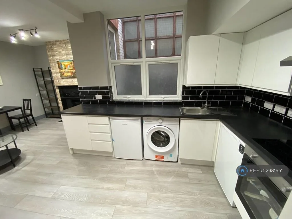 1 bedroom flat for rent