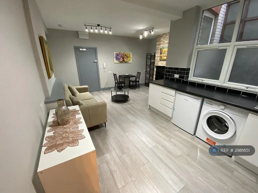 1 bedroom flat for rent
