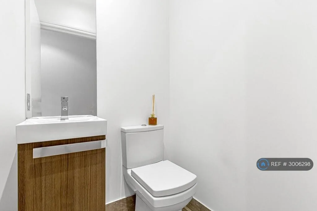 3 bedroom flat for rent